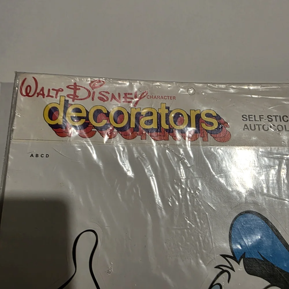 Vintage Walt Disney Donald Duck Decorators Self-Sticking Decal Sticker Lot of 2 - Picture 4 of 11